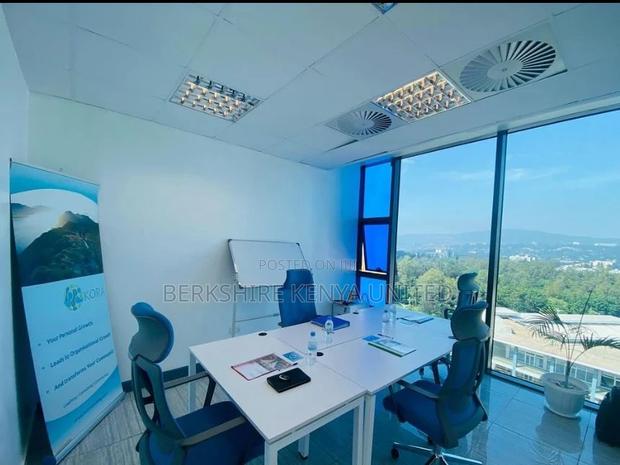 Spacious Office With All Round Natural Light - thumbnail 4