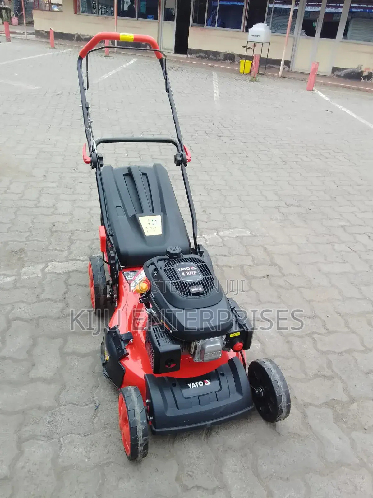 Yato-Brand Lawnmowers