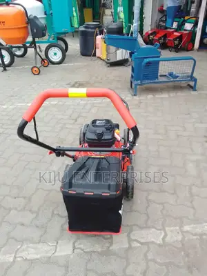 Yato-Brand Lawnmowers