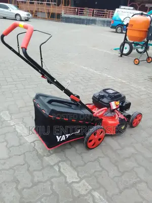 Yato-Brand Lawnmowers