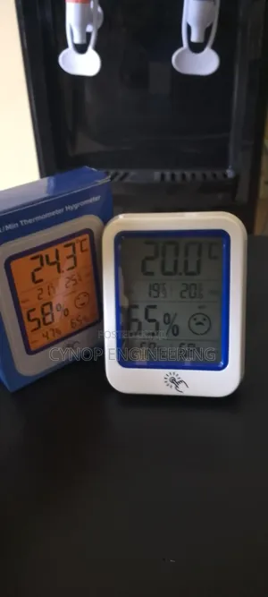 Laboratory Precision Humidity and Temperature Gauge