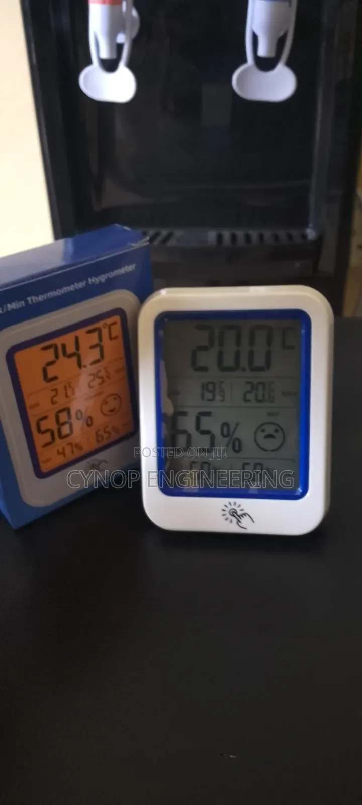 Laboratory Precision Humidity and Temperature Gauge