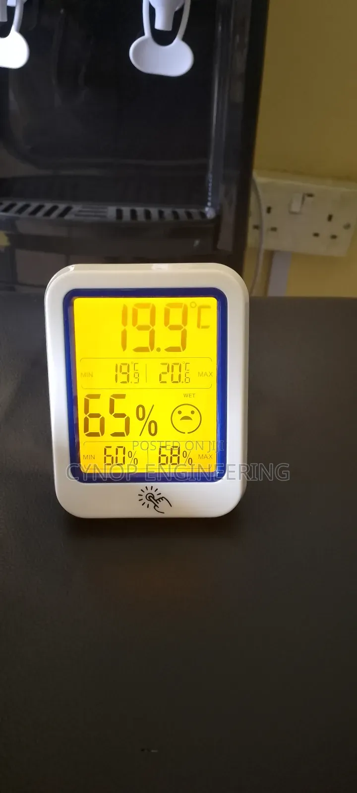 School Hygrometer for Classroom Environment Monitoring
