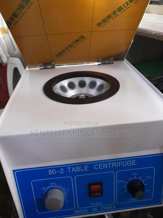 12 Tube/Port Centrifuge Machine