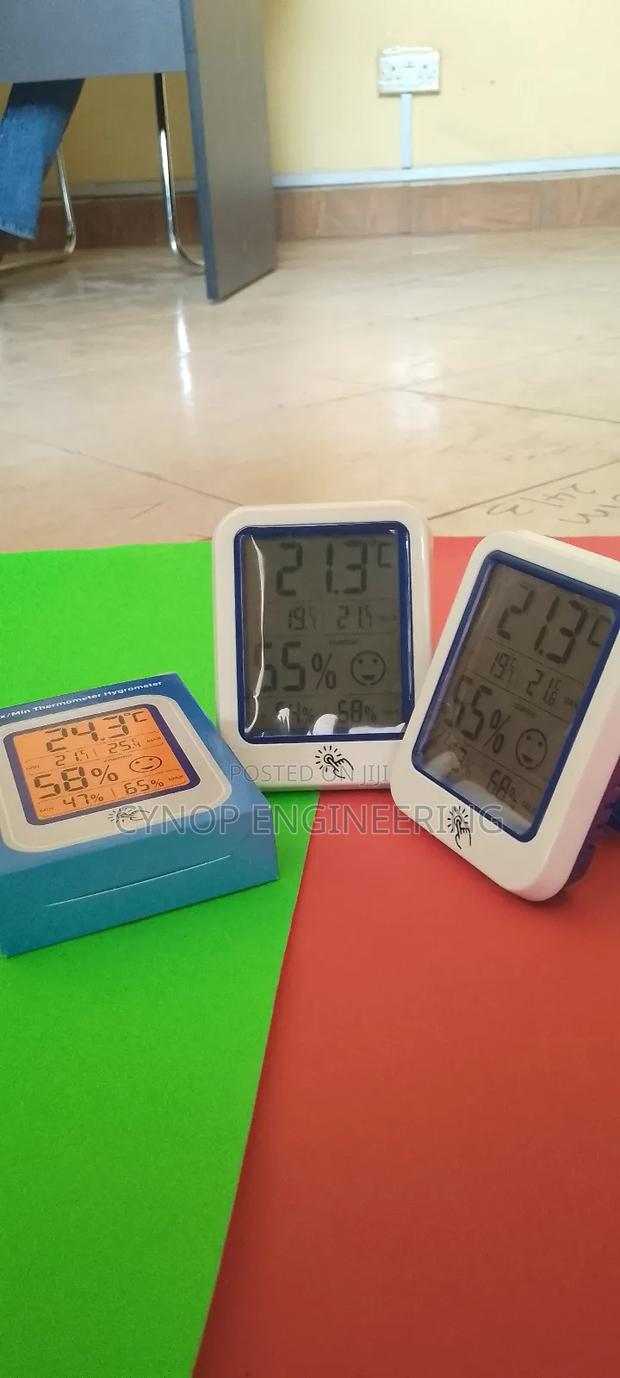 Home Humidity and Temperature Monitoring System - main view