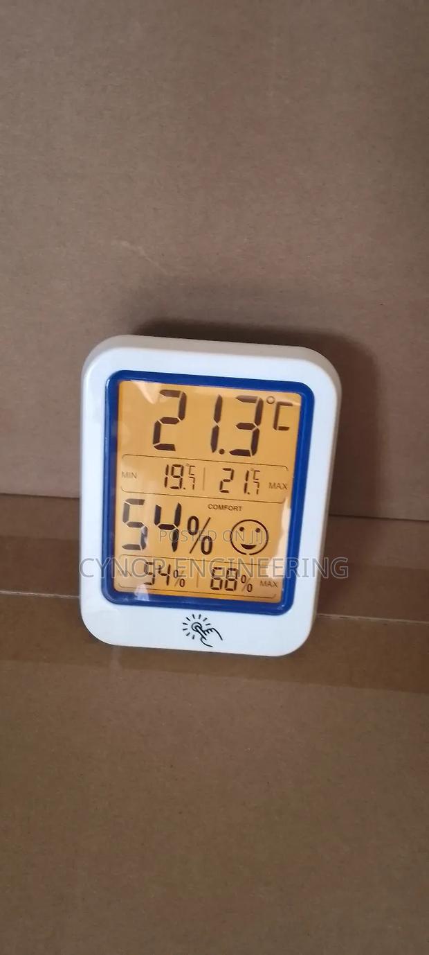 Hospital Digital Humidity and Temperature Detector - main view