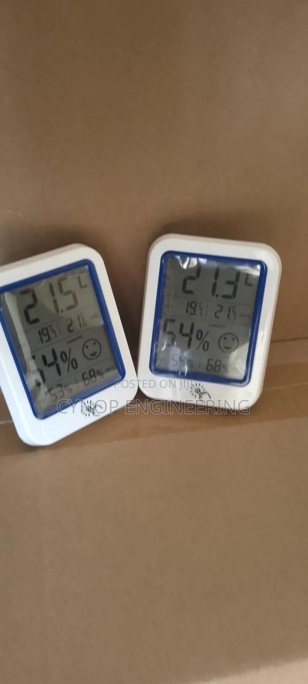 Laboratory Accurate Hygrometer With Temperature Display