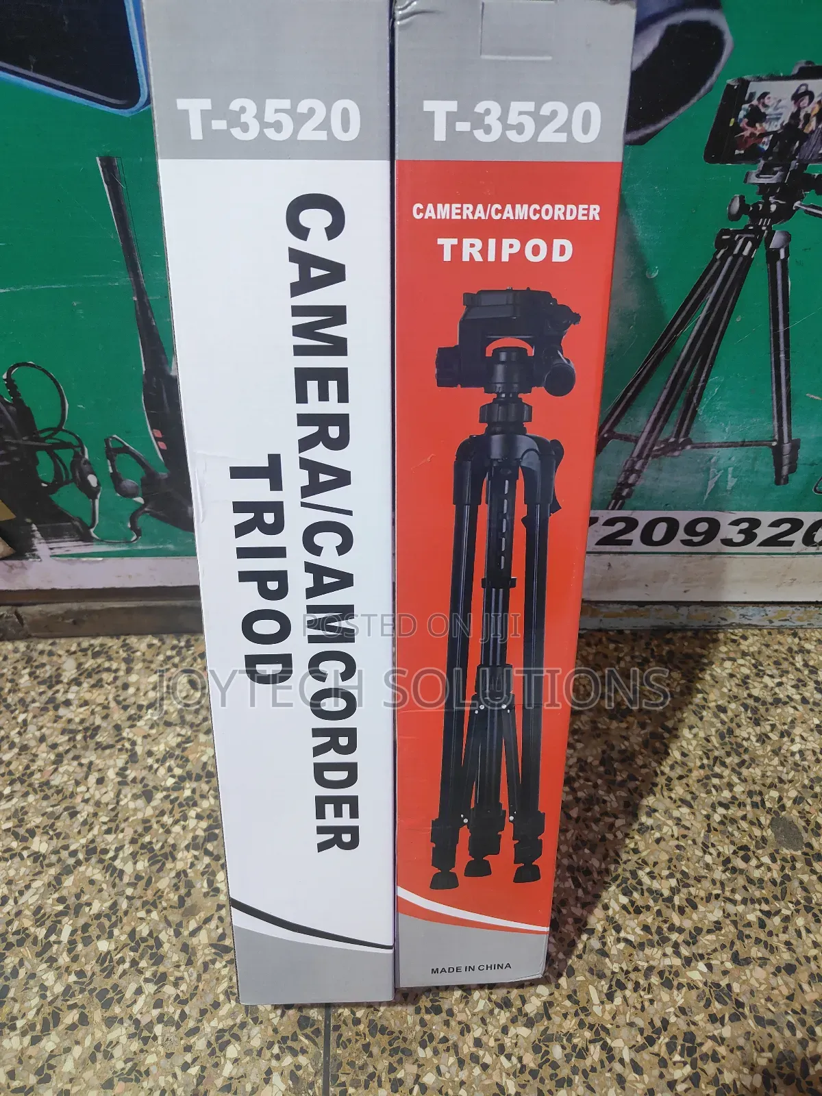 T 3520 Professional Phone Camera Tripod. 1.5 Meters
