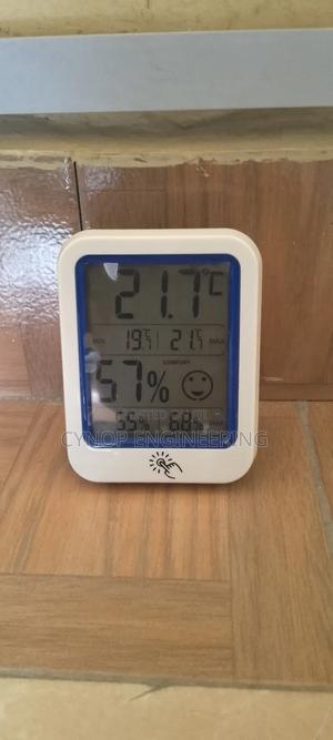 Store Accurate Temperature and Humidity Gauge - thumbnail 2