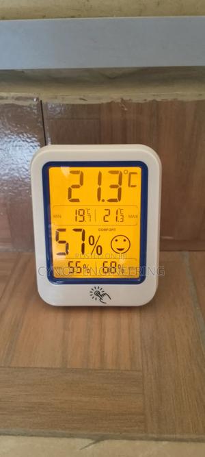 Laboratory Precise Thermometer With Hygrometer Function - thumbnail 2