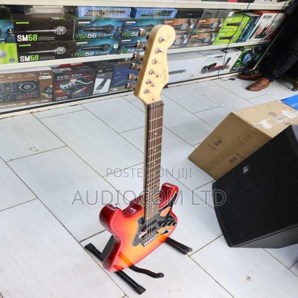 Fender Solo Guitar 6 Strings - main view