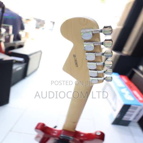 Fender Solo Guitar 6 Strings - thumbnail 6