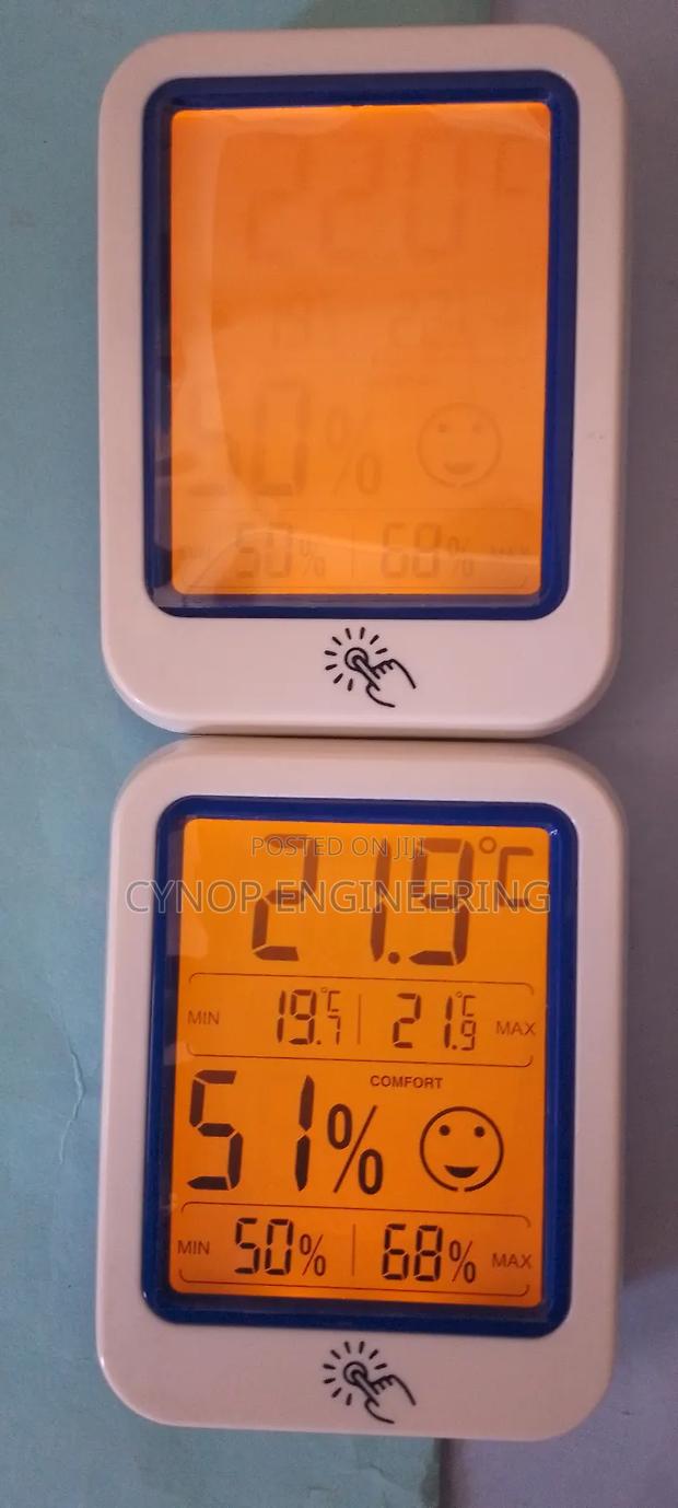 Hospital Safe Temperature and Humidity Instrument - main view