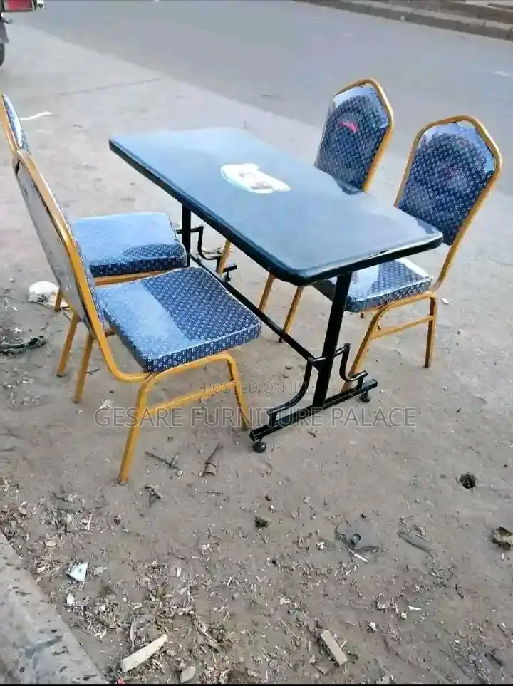 Restaurant Chairs With Table