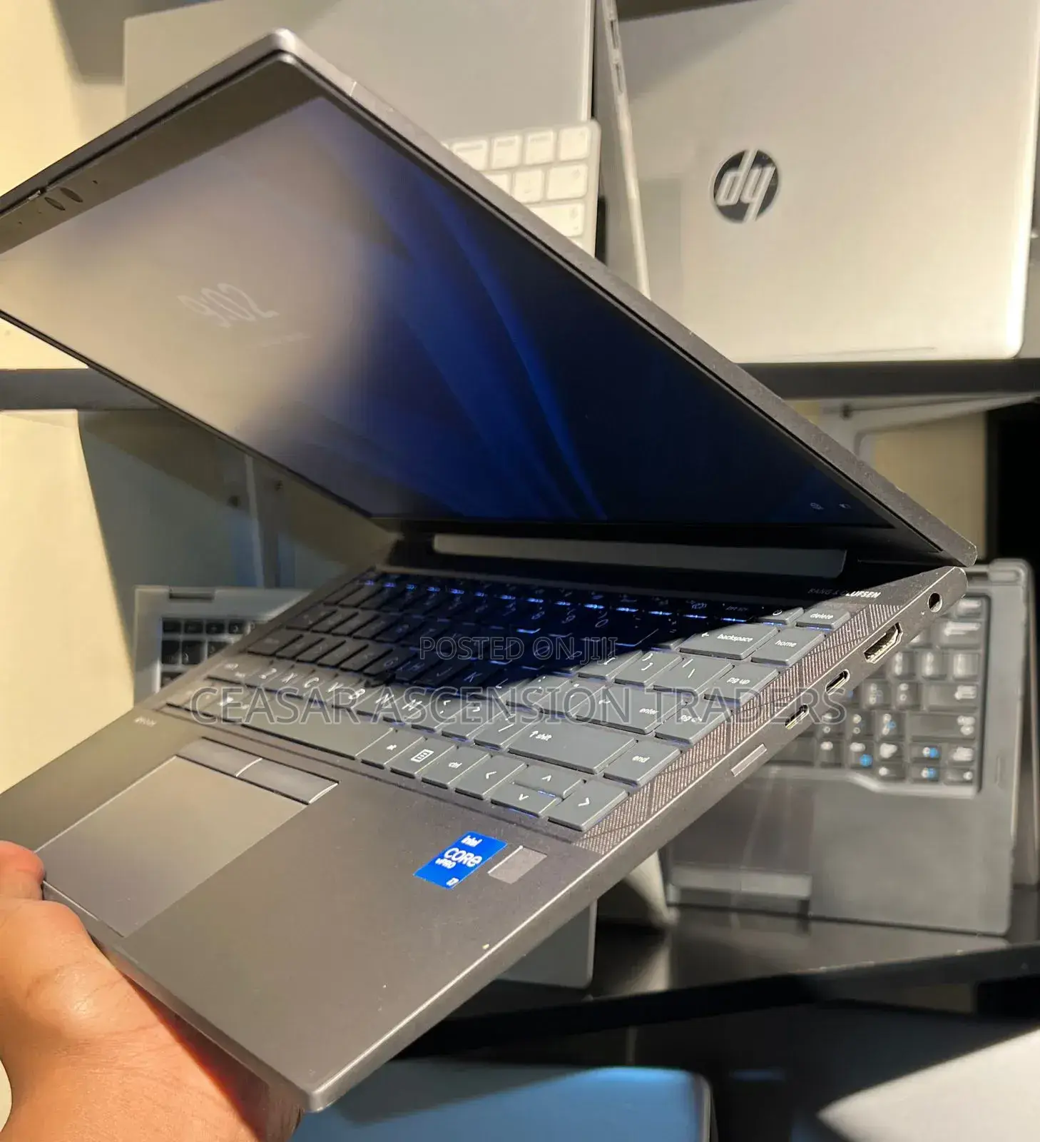 Laptop HP ZBook Firefly G8 16GB Intel Core I7 SSD 256GB