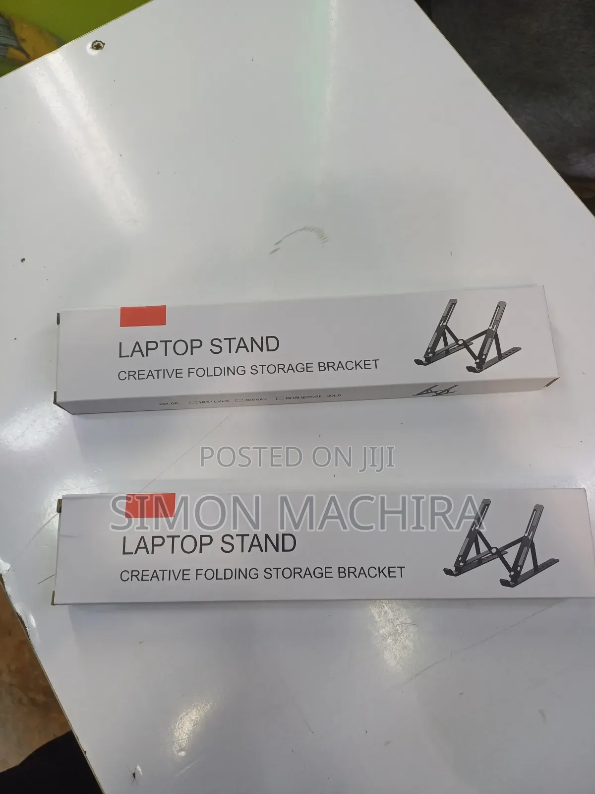 Adjustable Laptop Stand
Metallic
