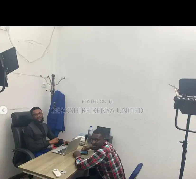 Spacious Space for Working-All Inclusive