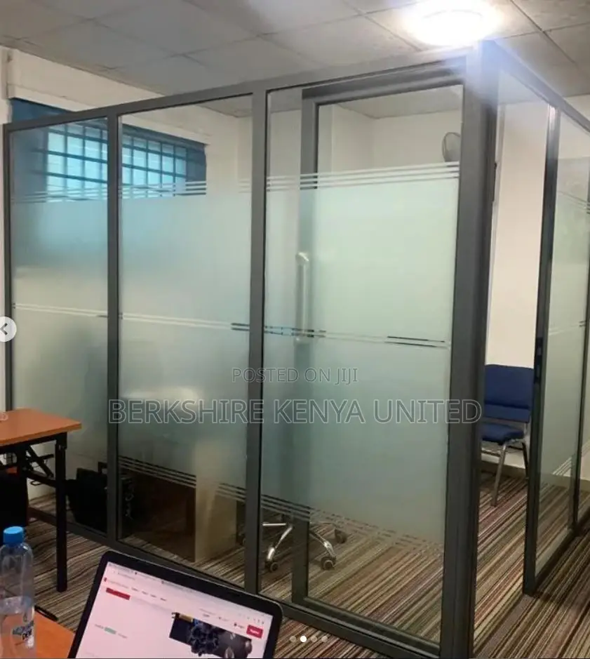 Spacious Space for Working-All Inclusive