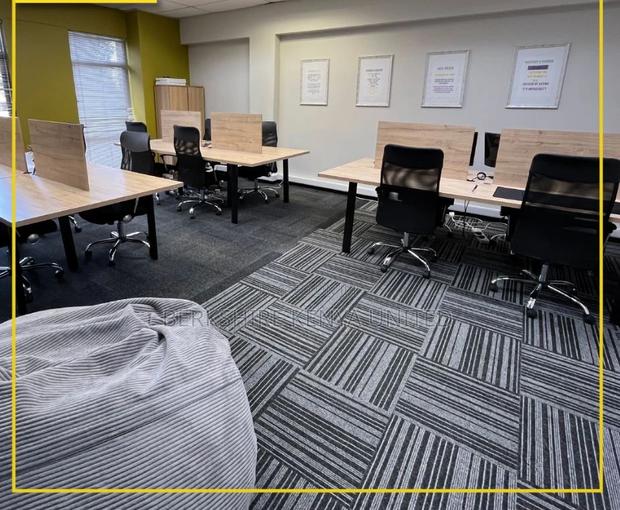 Contemporary Office With Wifi - thumbnail 4