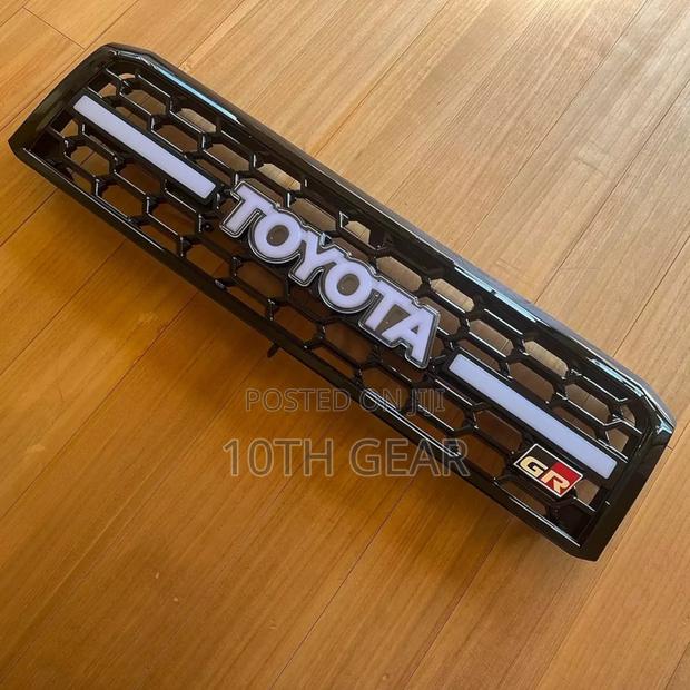 Land Cruiser 79 Grille With GR Logo and LED Custom Made