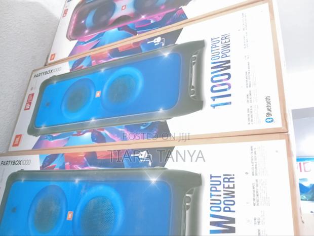 JBL Partybox 1000 With Full Panel Light Effects and 1100W - thumbnail 2