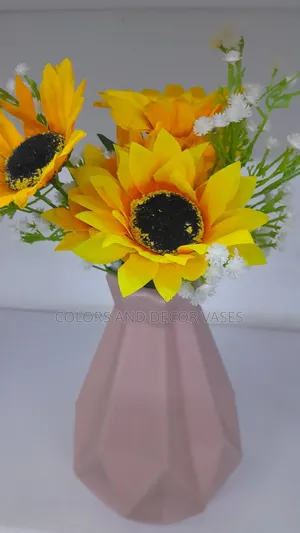 Sunflowers With Vase KSH 1100 Offer