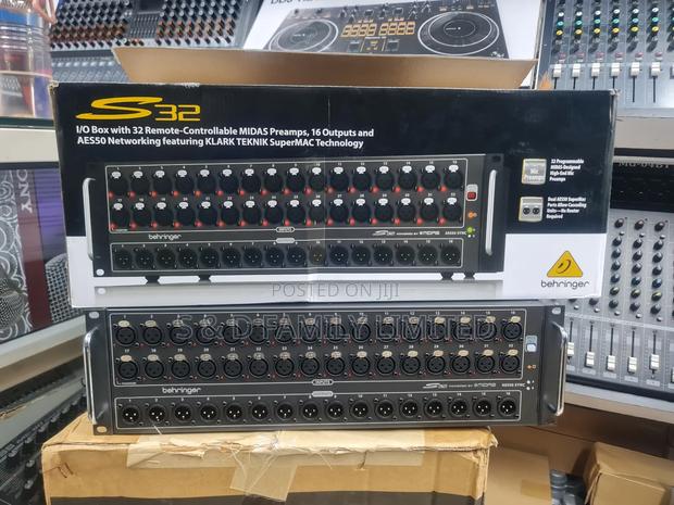 Behringer S32 Stagebox - main view