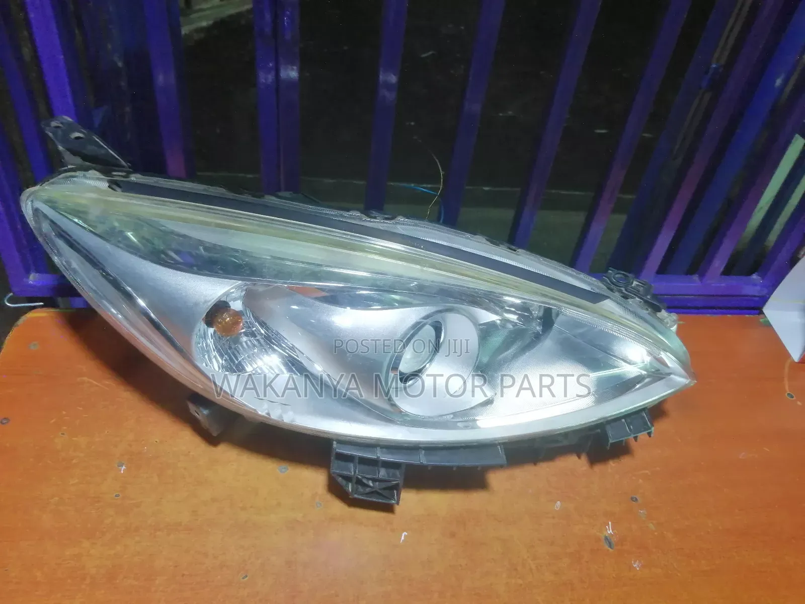 Mazda Premacy 2010/2013 Non Xenon Head Lamp, Clean Ex Japan