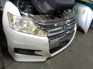 Stepwagon Spada Nosecut