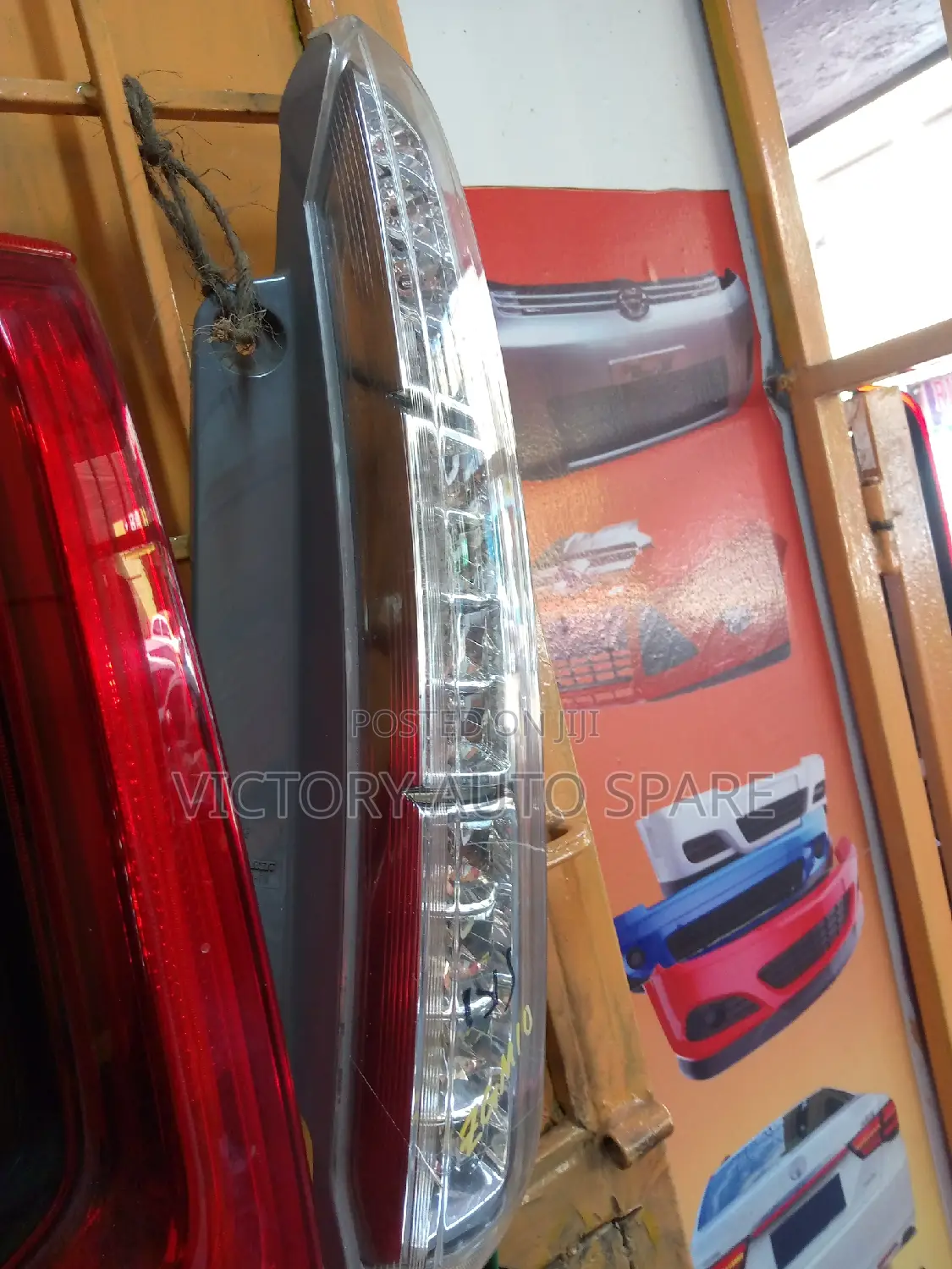 Isis Taillight Ex Japan 2012/2013