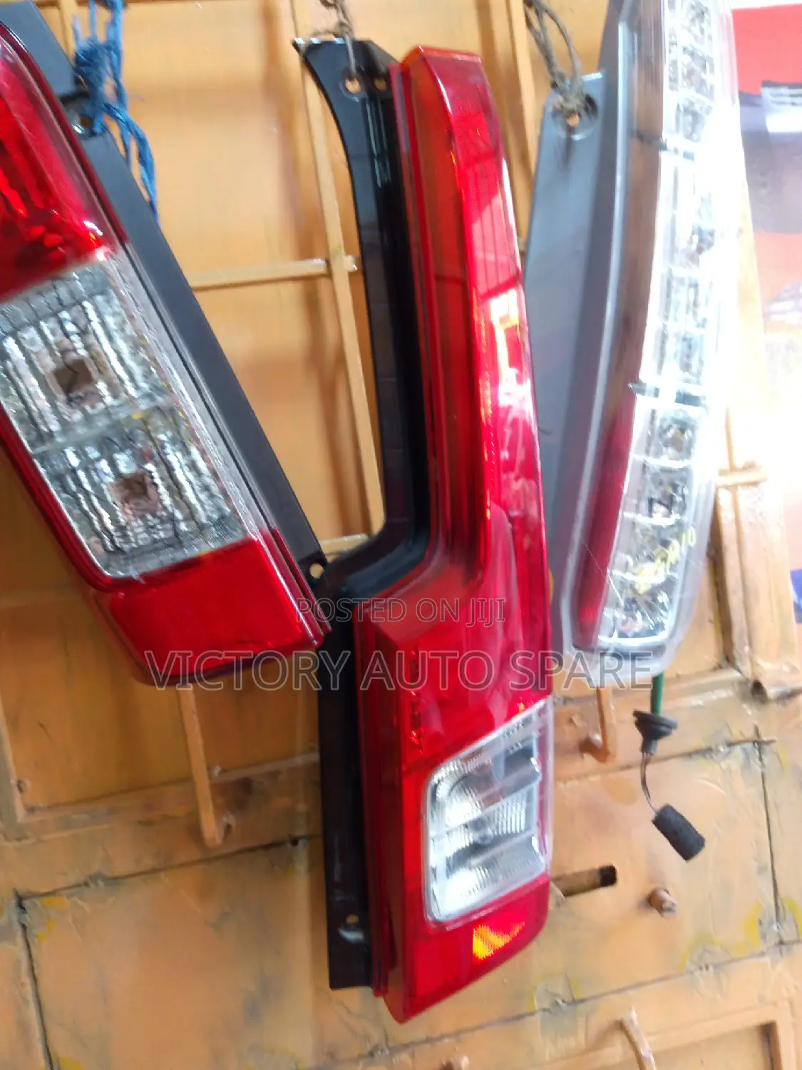 Daihatsu Move Taillight