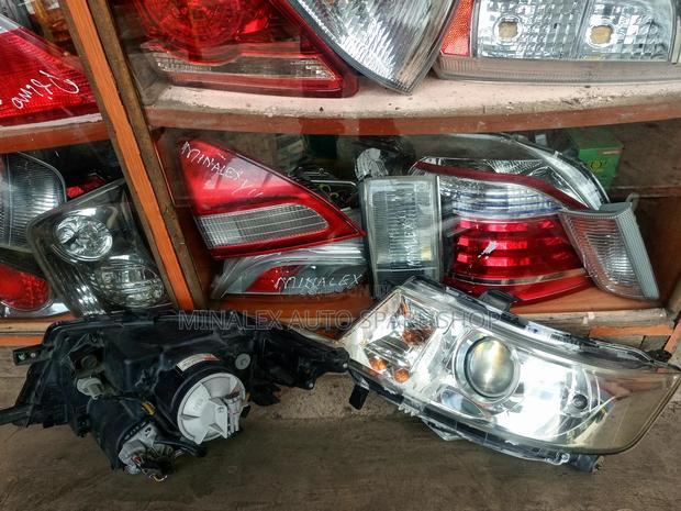 Stingray 2012 Wagon Zenon Headlights - thumbnail 2