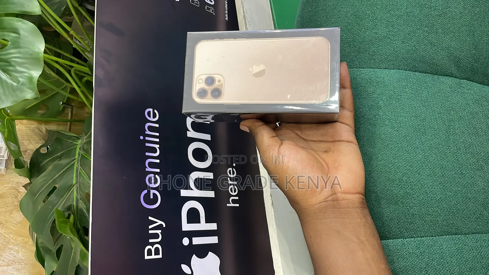New Apple iPhone 11 Pro 256 GB Gold