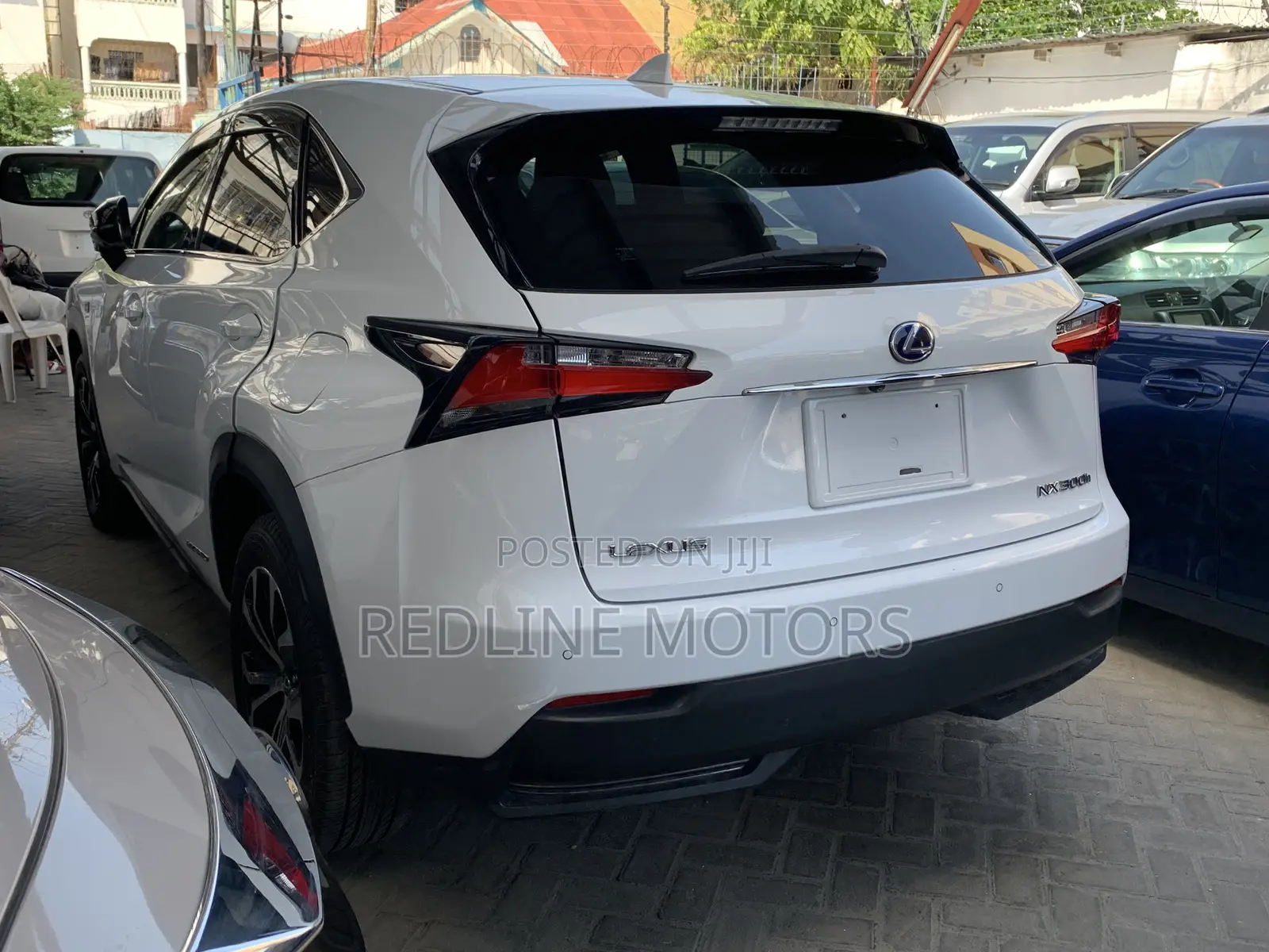 Lexus NX 300h Base 4x4 (2.5L 4cyl 2A) 2016 Off white