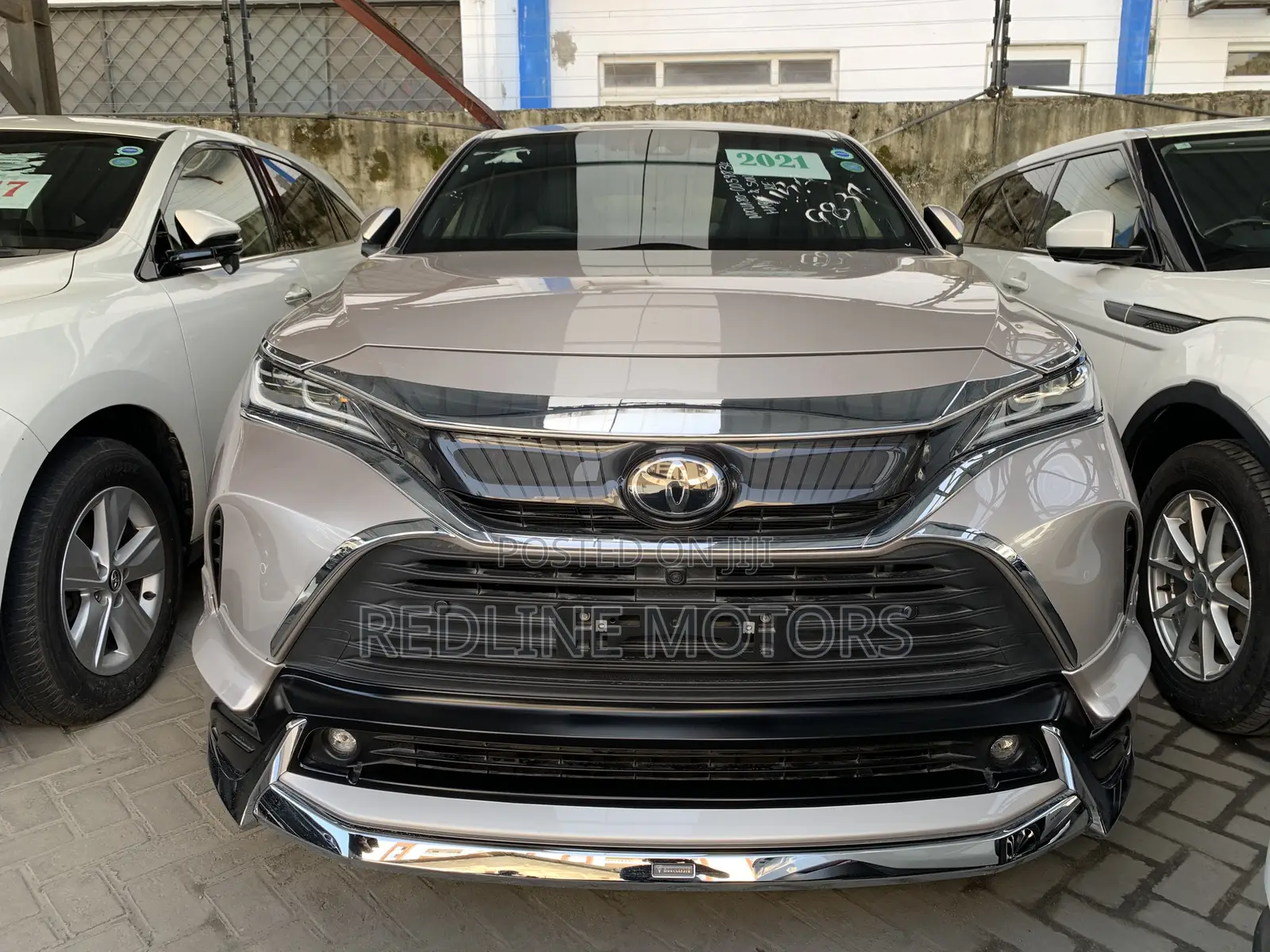 Toyota Harrier 2.5 Hybrid 2021 Ivory