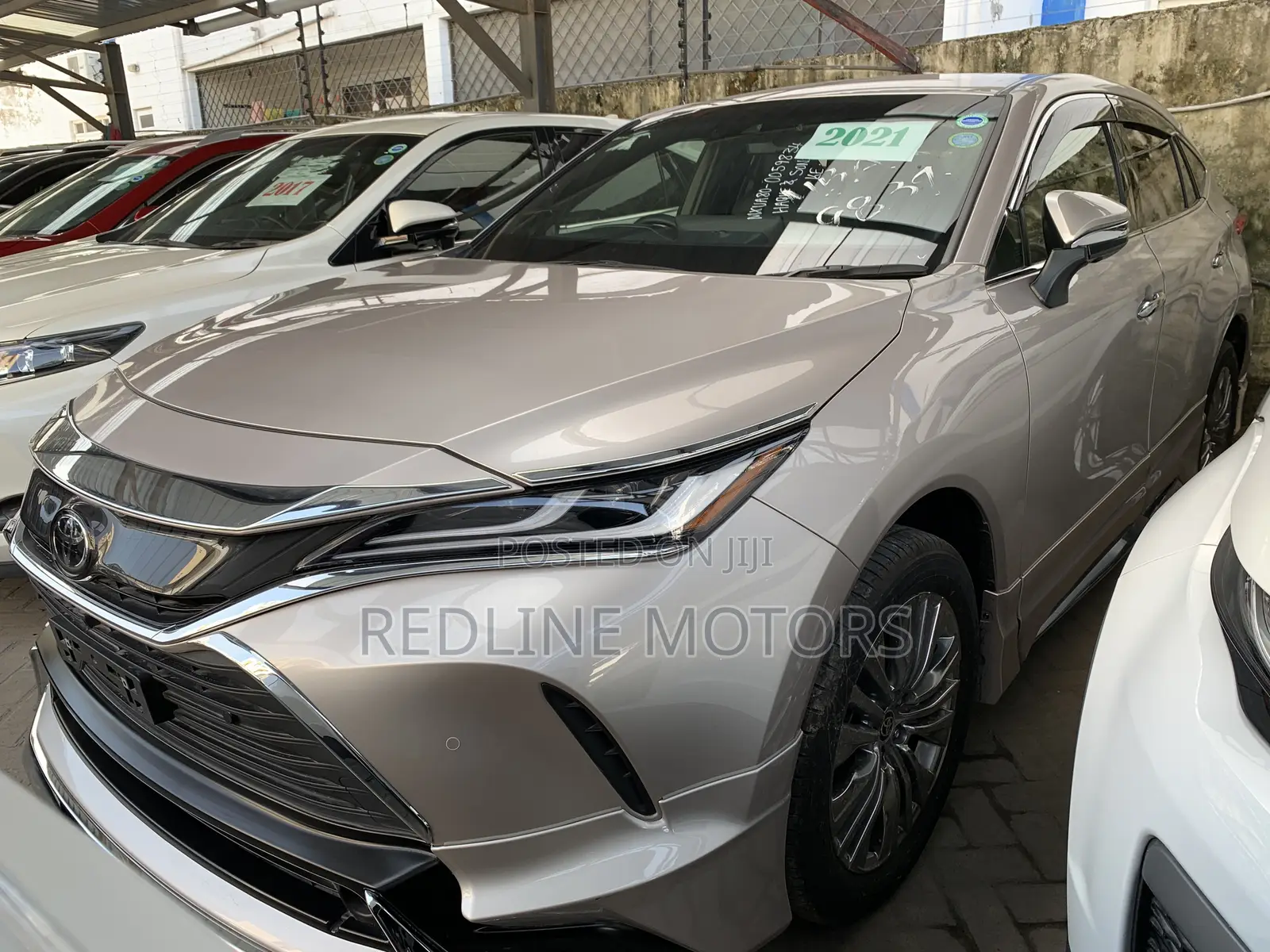 Toyota Harrier 2.5 Hybrid 2021 Ivory