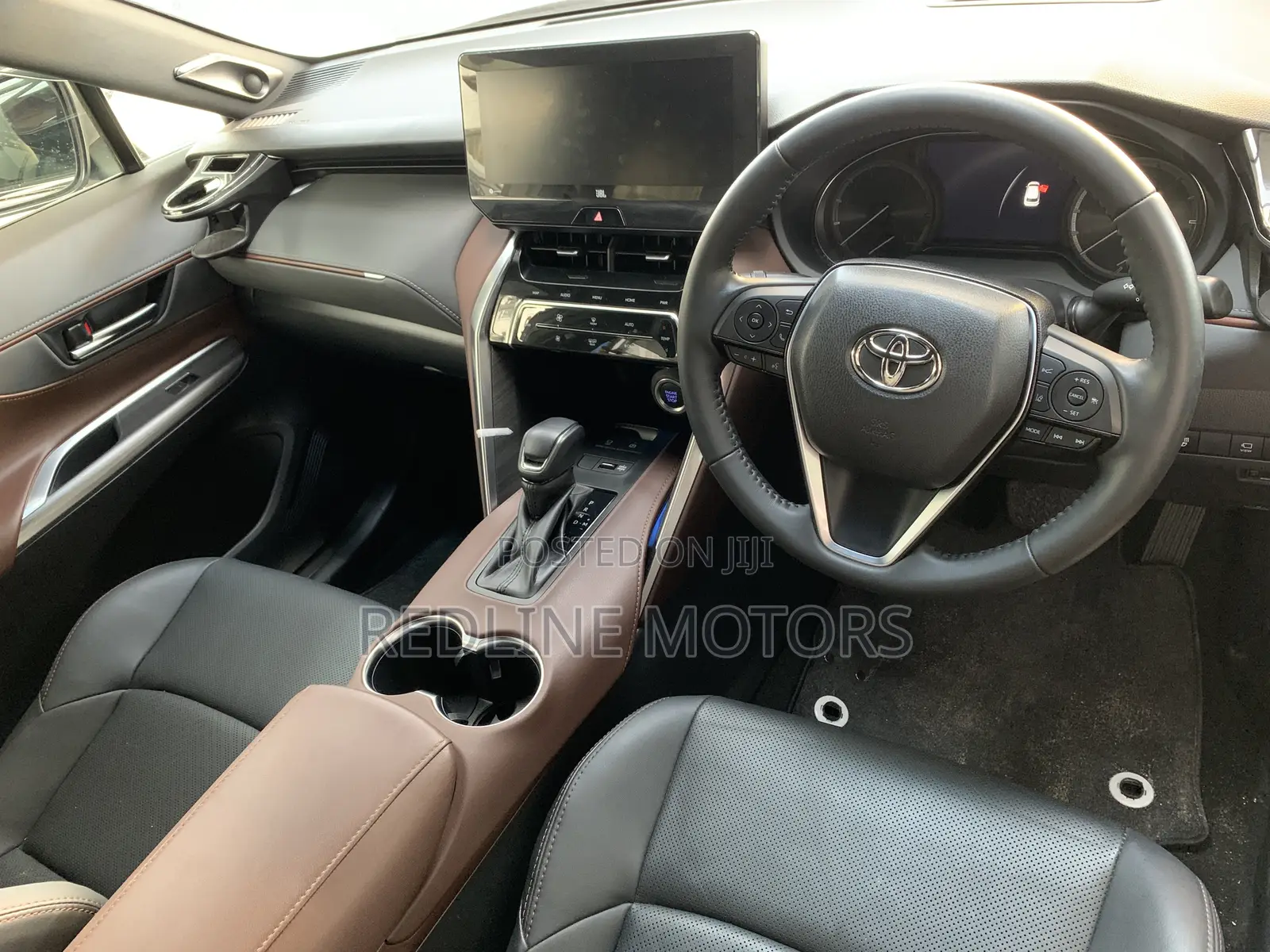 Toyota Harrier 2.5 Hybrid 2021 Ivory
