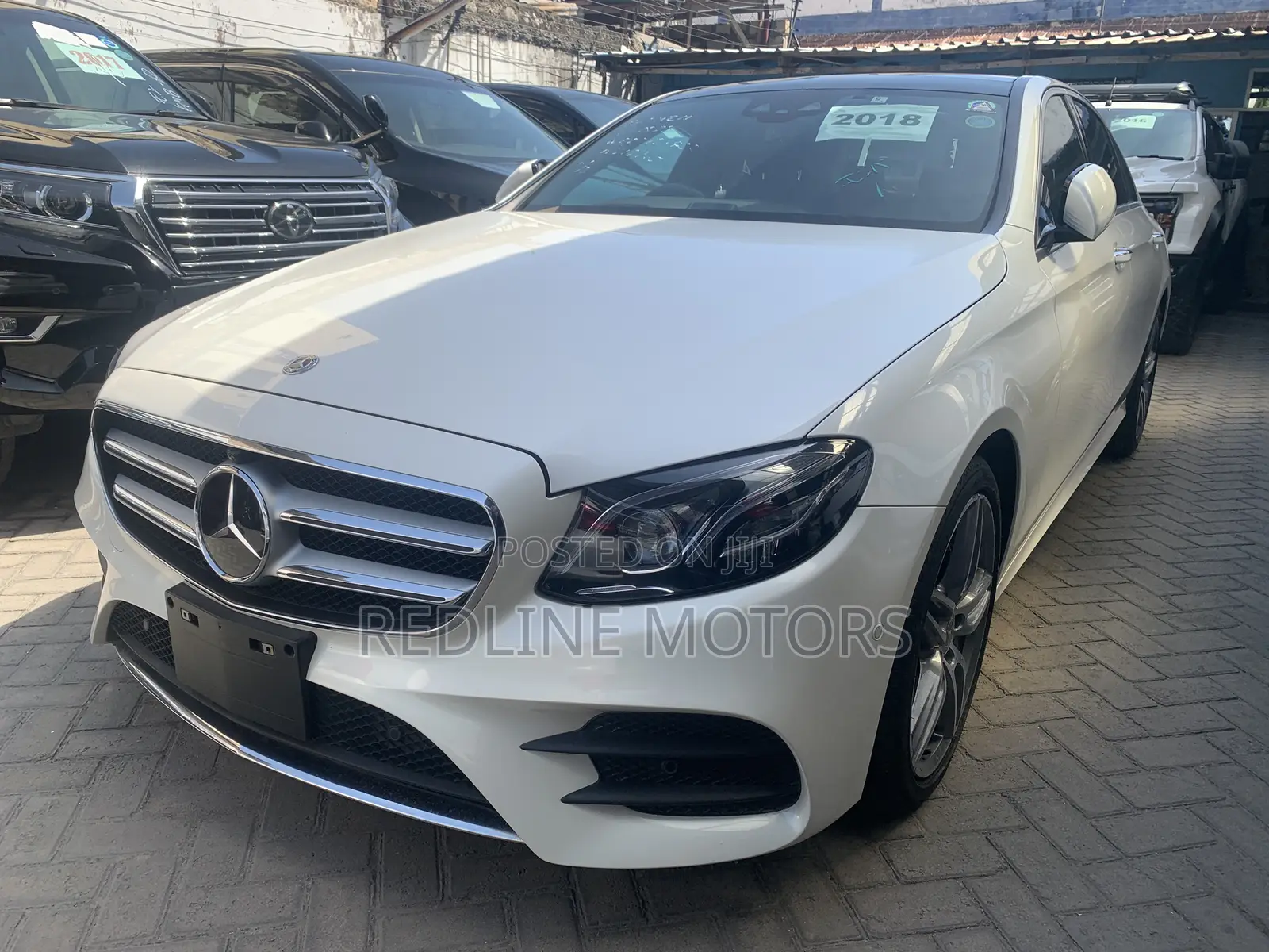 Mercedes-Benz E250 2018 Off white