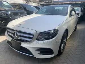 Mercedes-Benz E250 2018 Off white