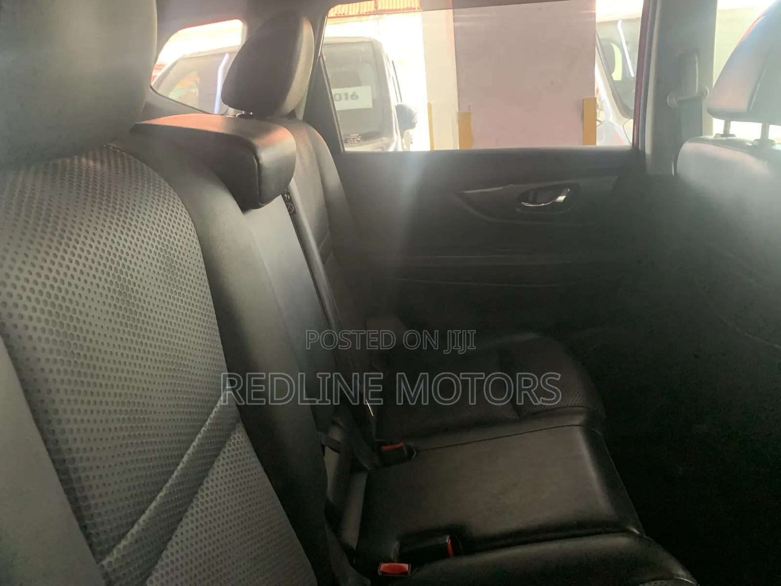 Nissan X-Trail 2.0 Petrol FWD 2016 Red