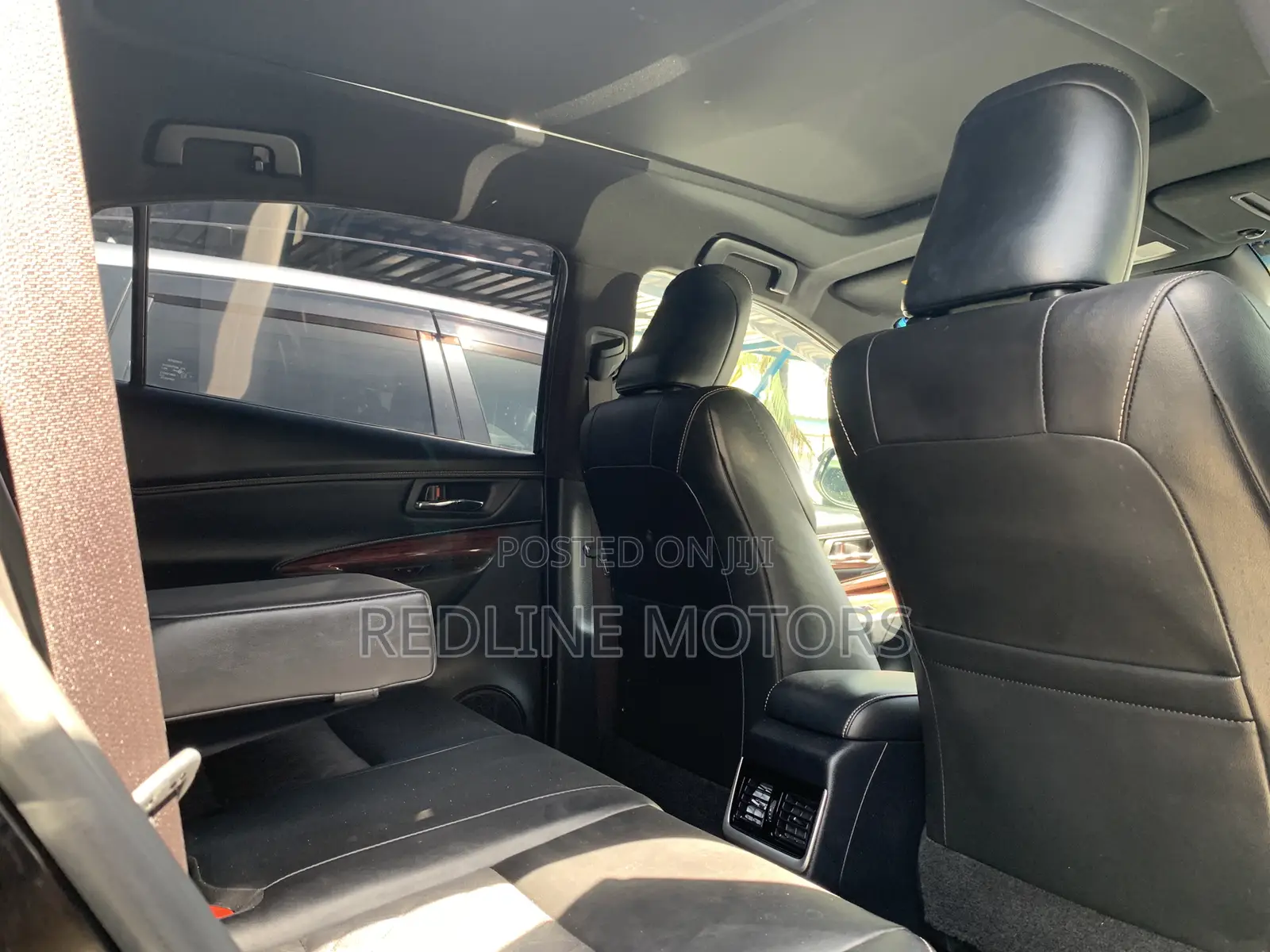 Toyota Harrier 2.0 2017 Matt Black