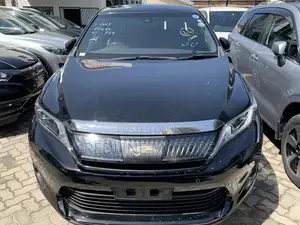 Toyota Harrier 2.0 2017 Matt Black