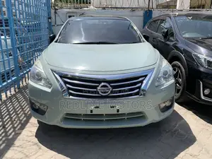 Nissan Teana 2015 Green