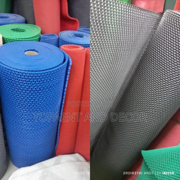 Quality PVC Perforated Antislip Rubber Mats PVC Antislip