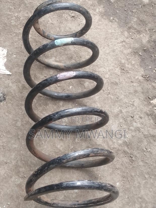 Prado Rear Coil Springs Heavy Duty. Ex - thumbnail 3