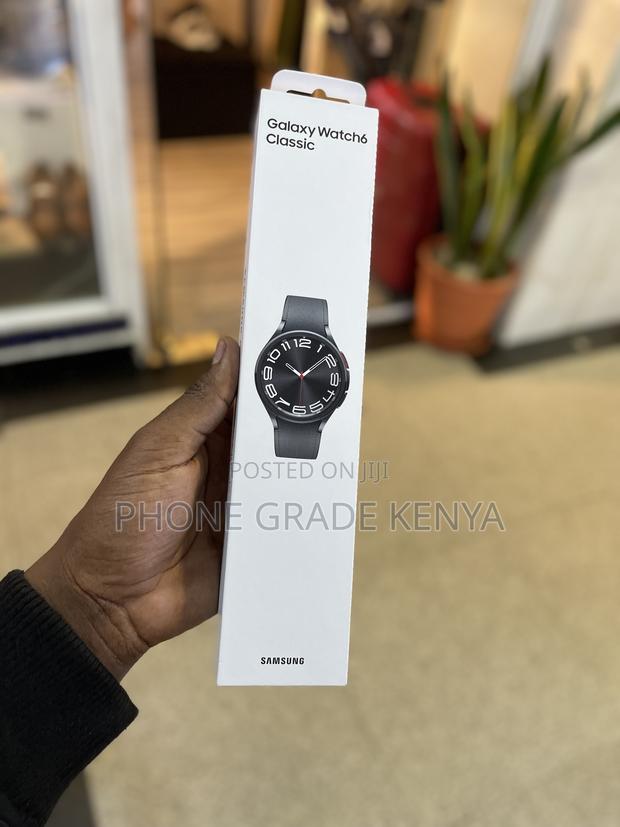 Watch 6 Classic 47mm - main view