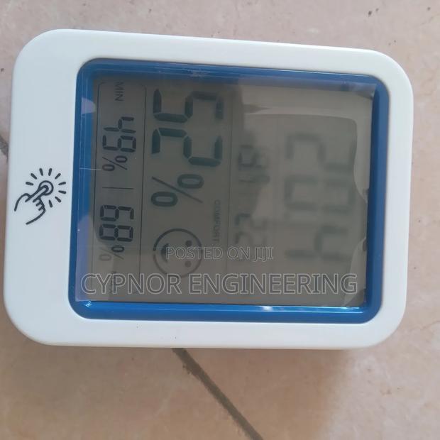 Hygrometer for Laboratory and School Use