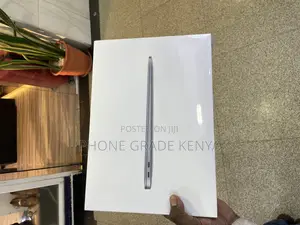 New Laptop Apple MacBook Air 2020 M1 8GB Apple M1 SSD 256GB