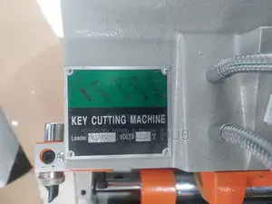 Leader TH-100E Key Cutting Machine