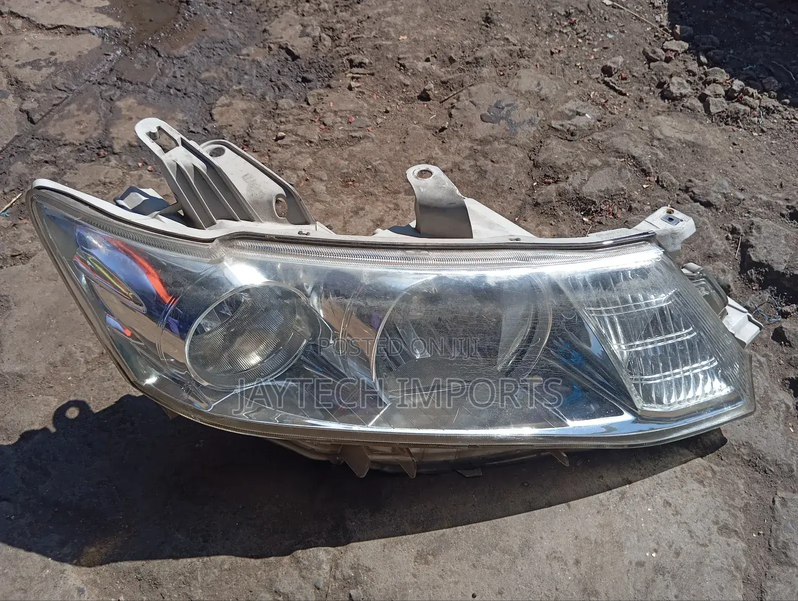 Allion 260 Headlight Non Xenon RHS
